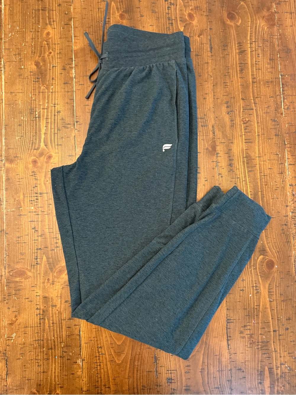 Fabletics Everpine Heather Green Jogger Sweatpants Drawstring Waist Sz M Cozy
